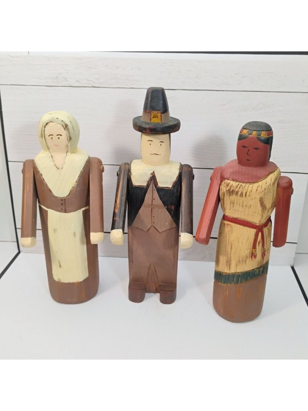 Set of 3 Vtg Wolf Creek Folk Art Figurines Pilgrim Man & Woman w/Native Woman